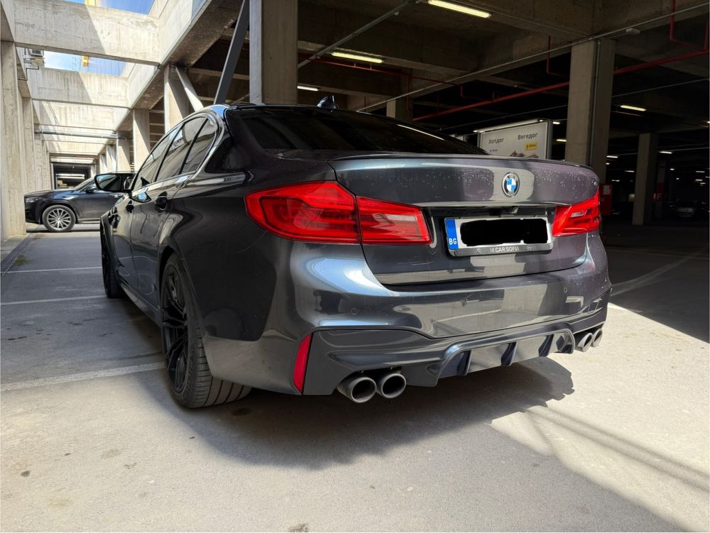 Кола/Автомобил BMW M5 / БМВ М5 F90 под наем за бал