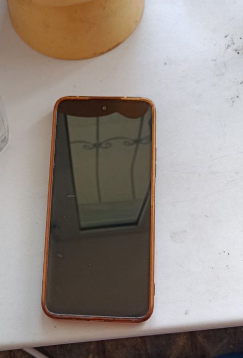 Продам свой Redmi 12