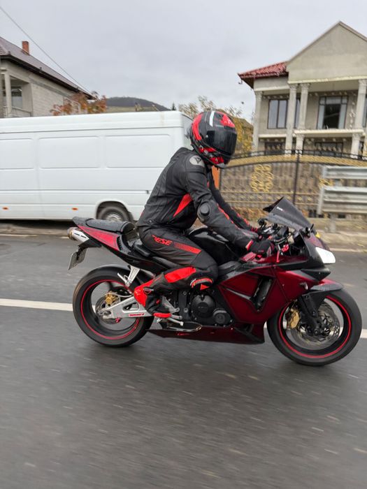 Honda Cbr 600RR pc 37