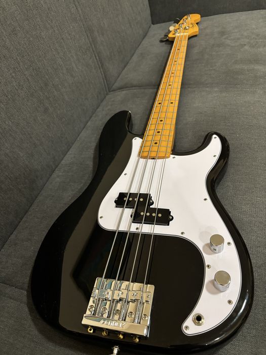 Японски Fender precision bass