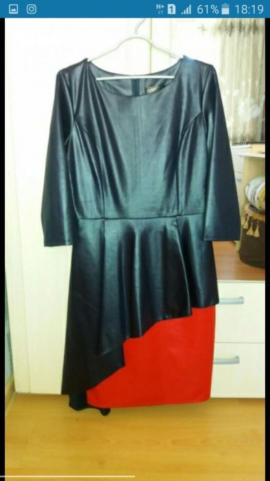 Продам платье 48р