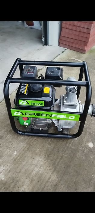 Pompa de apa pe benzina