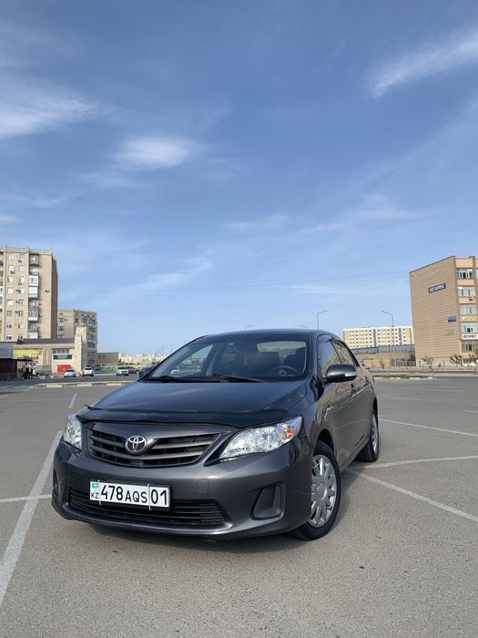 Тойота королла 2012