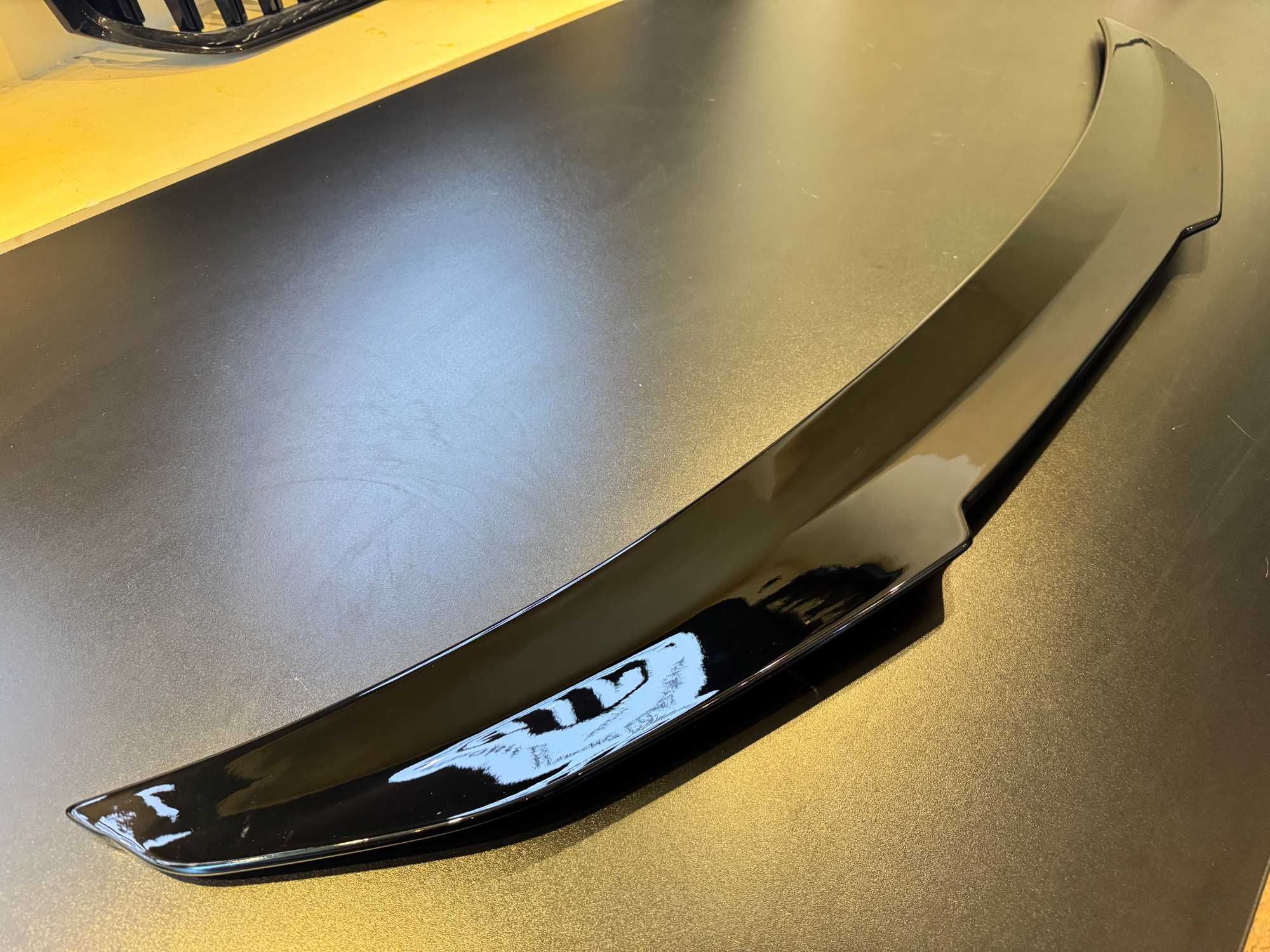 Eleron Portbagaj - BMW F33 PSM Negru Lucios