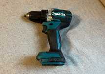 Masina de gaurit si insurubat Makita DDF484 pe 18v brushless - corp