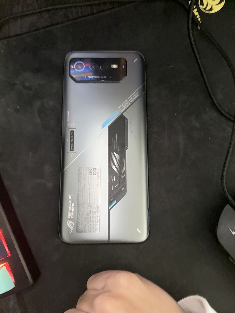 Asus rog phone 6D