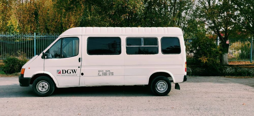 Машина сотилади форд