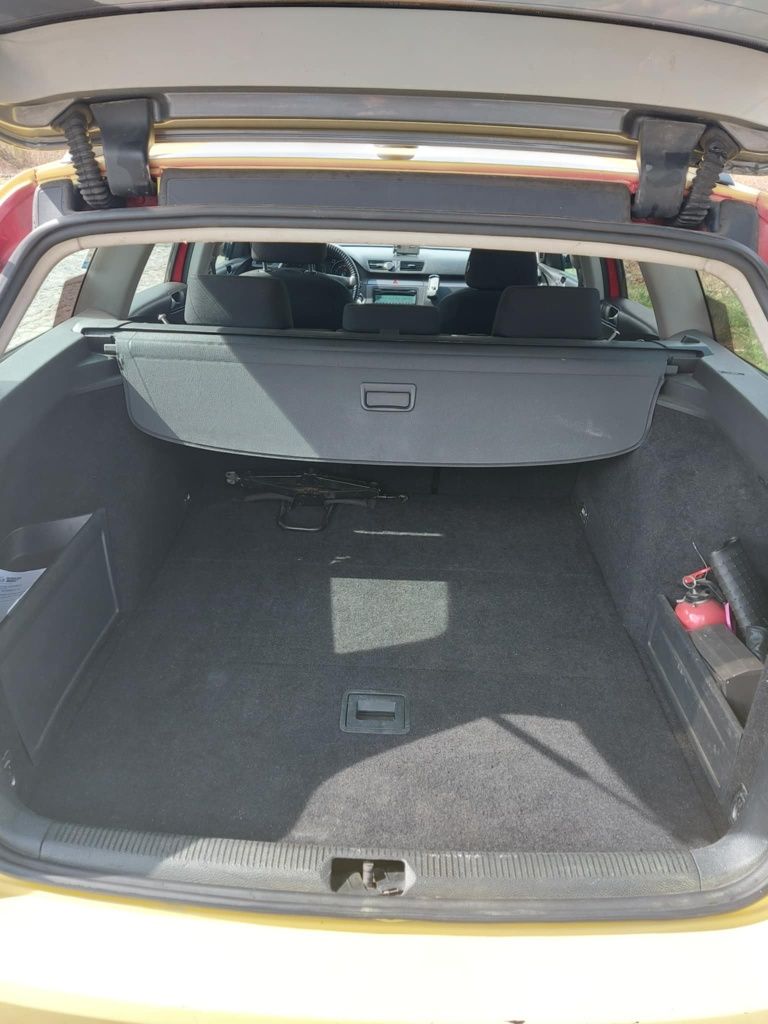 Продавам Volkswagen PASSAT 1.4 TSI