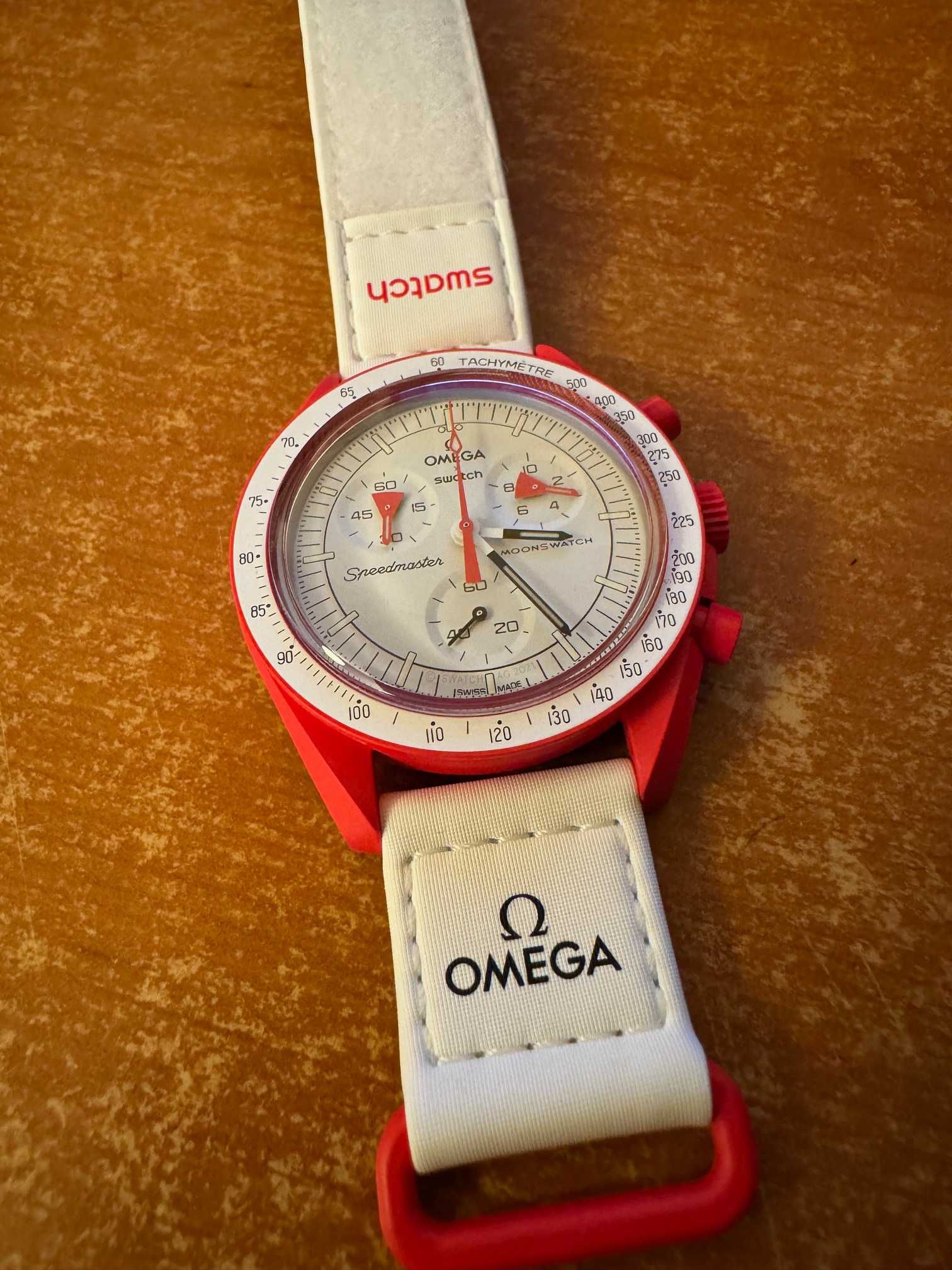 Swatch x Omega Mission to Mars SO33R100 Nou cu eticheta