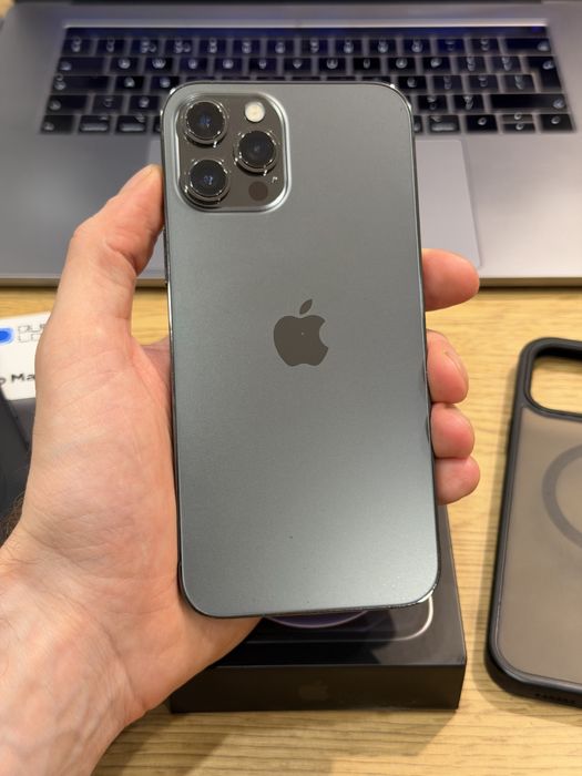 De vanzare iPhone 12 Pro Max 128GB Graphite Full Box
