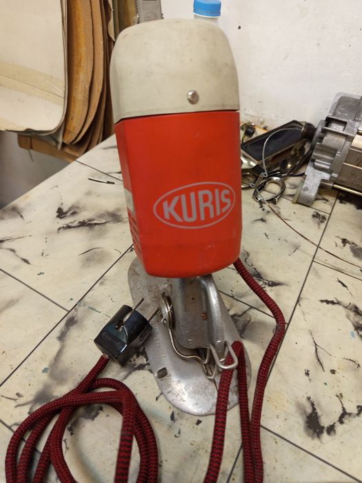 Дискова кроялна ножица работи перфектно