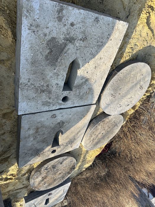 Продам бетонные кольца, днище и плита для туалета