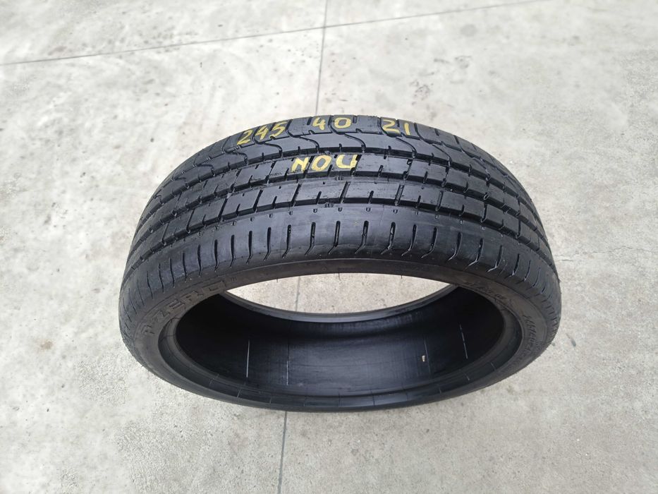 O anvelopa noua de vara 245 40 21 pirelli p zero