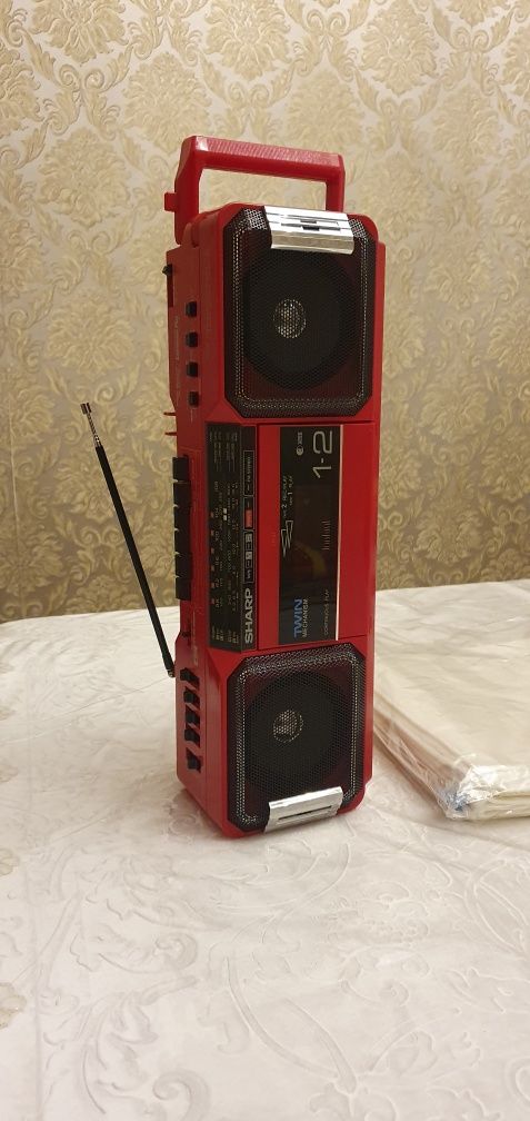 Sharp WQ-T282Q(R).