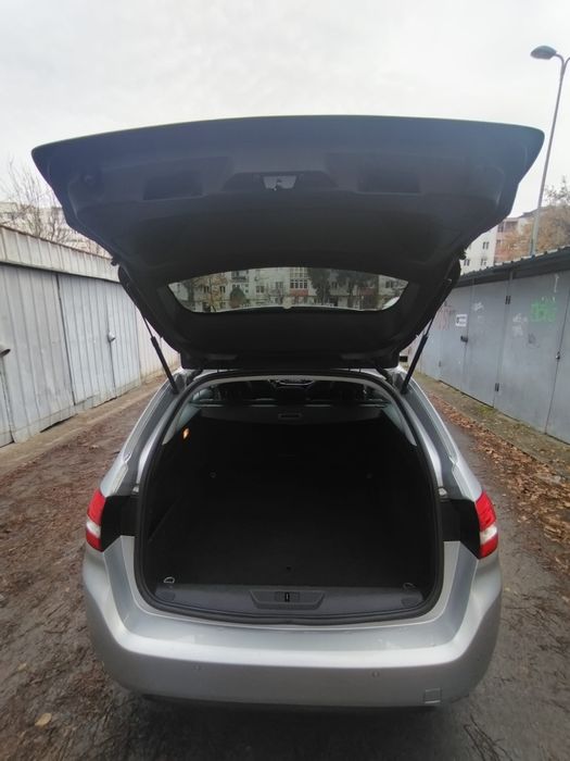 Vand Peugeut 308 model business 120 cp