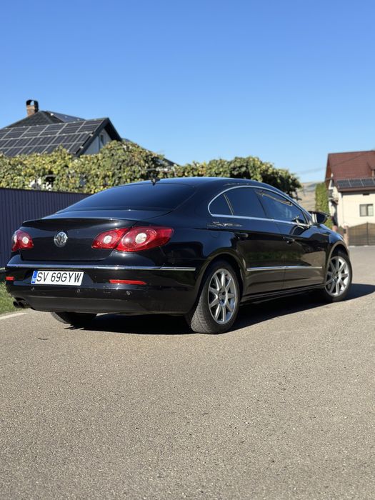 Vând Passat CC.