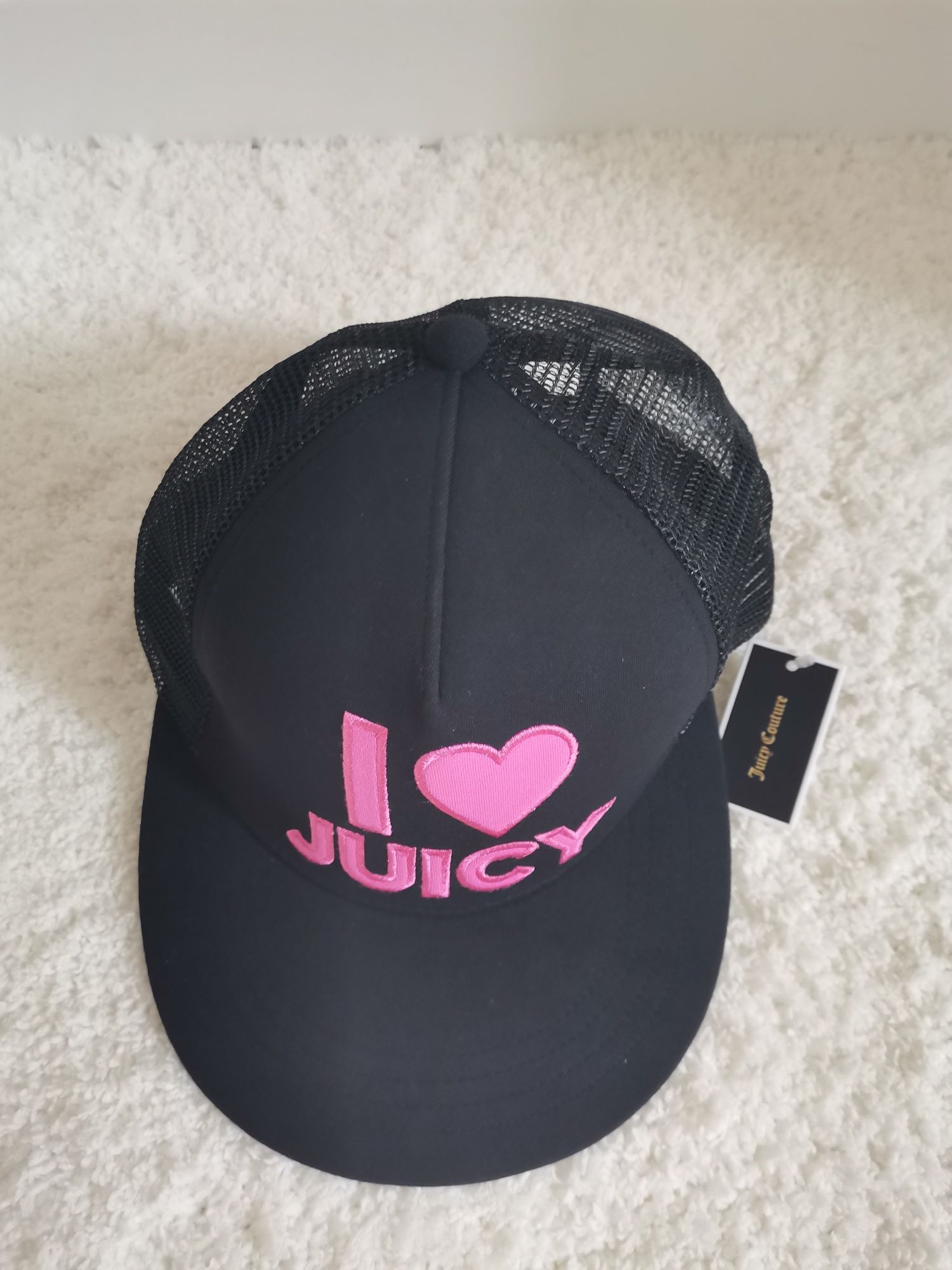 Juicy couture шапка с козирка