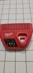 Incarcator Milwaukee  pt scule de 12 V