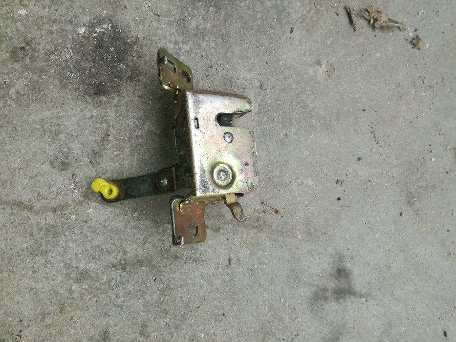 Задна брава за Хонда Сивик и за rover 400