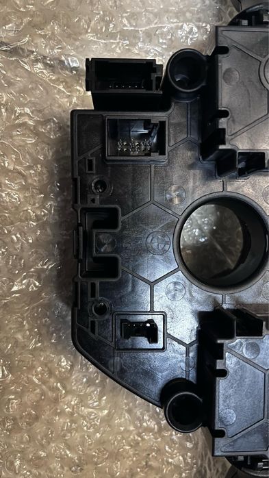 Продавам лентов кабел за Мини Купър F54