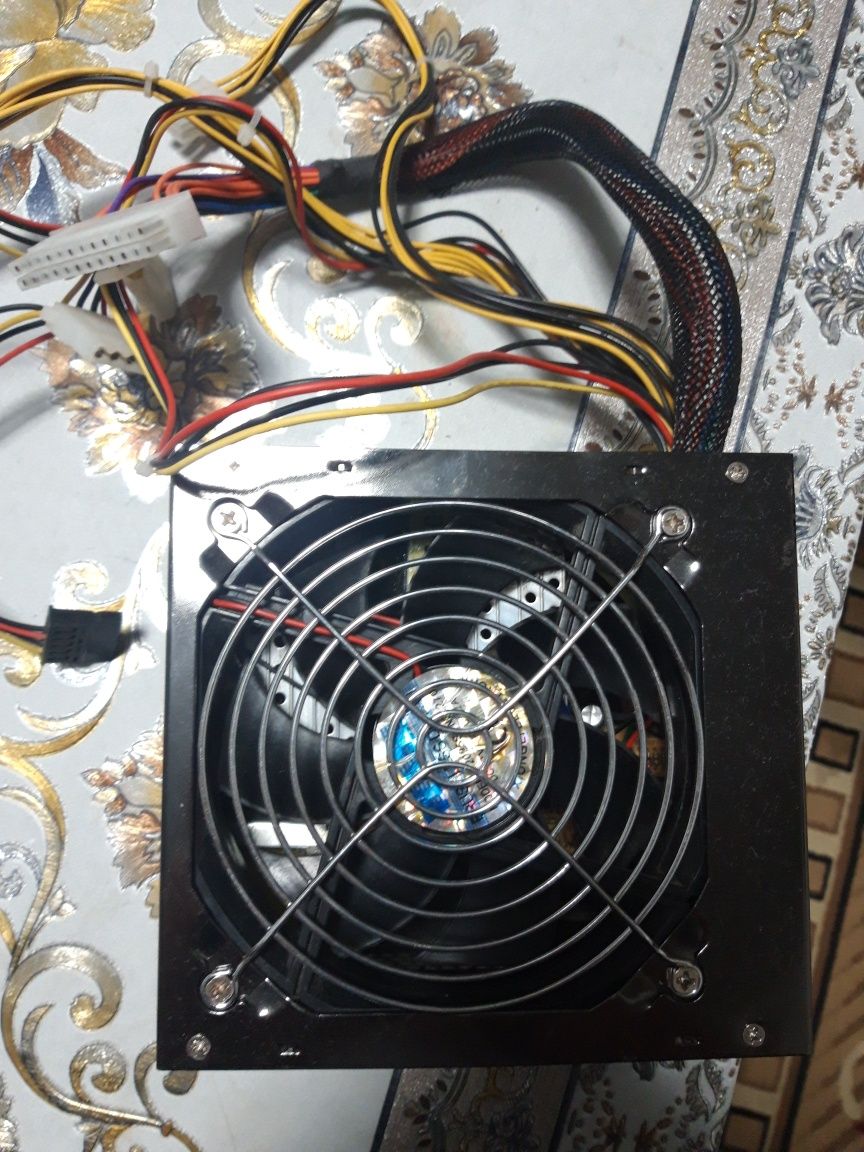 Блок питание на 250W