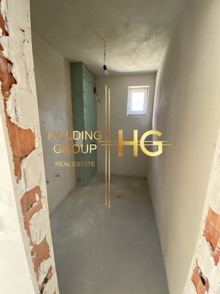 Продава се Тристаен апартамент в Варна, Изгрев - 96 кв.м за 1519 €/кв.м - Снимка #3