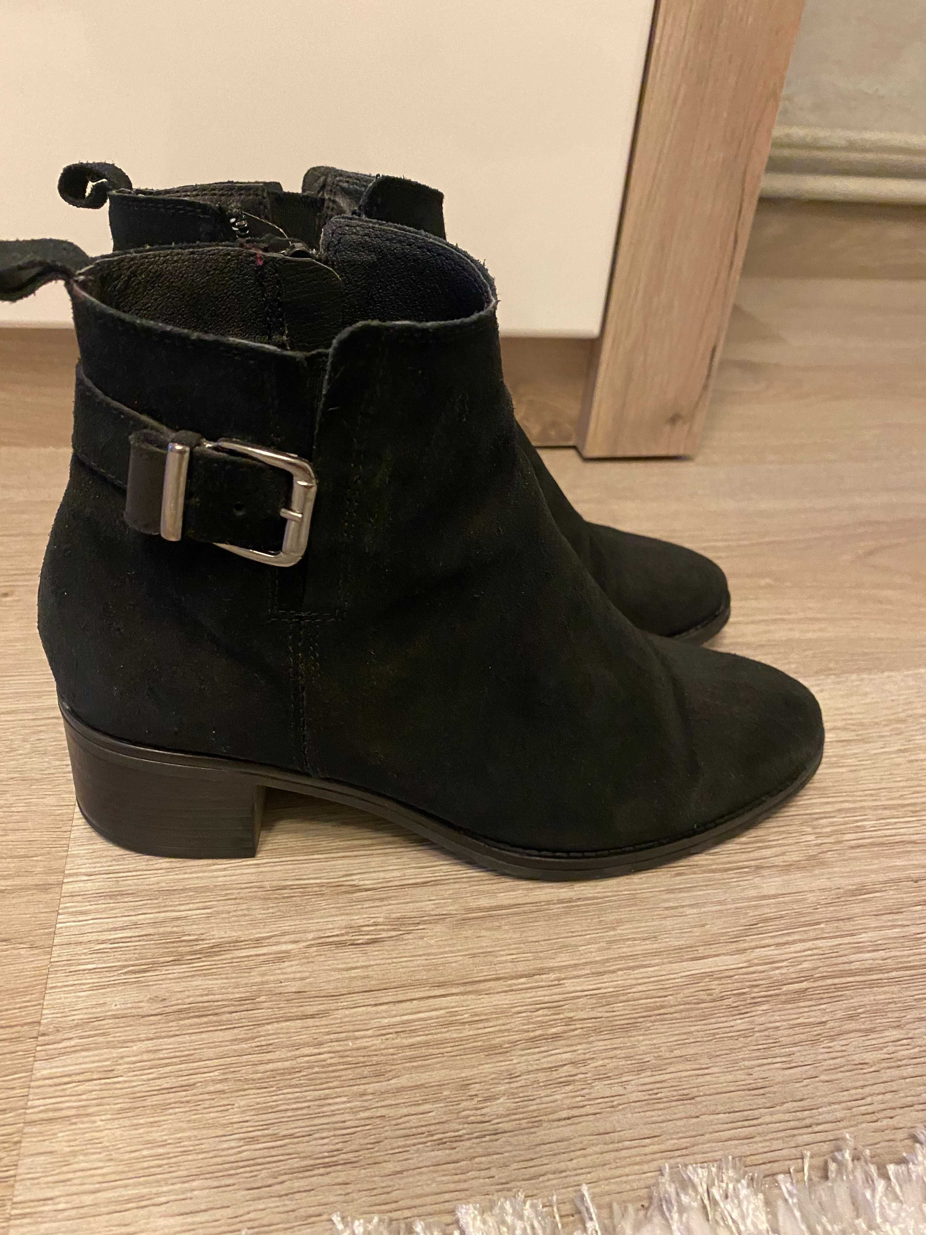 Botine Rizzoli, din piele intoarsa, marimea 36