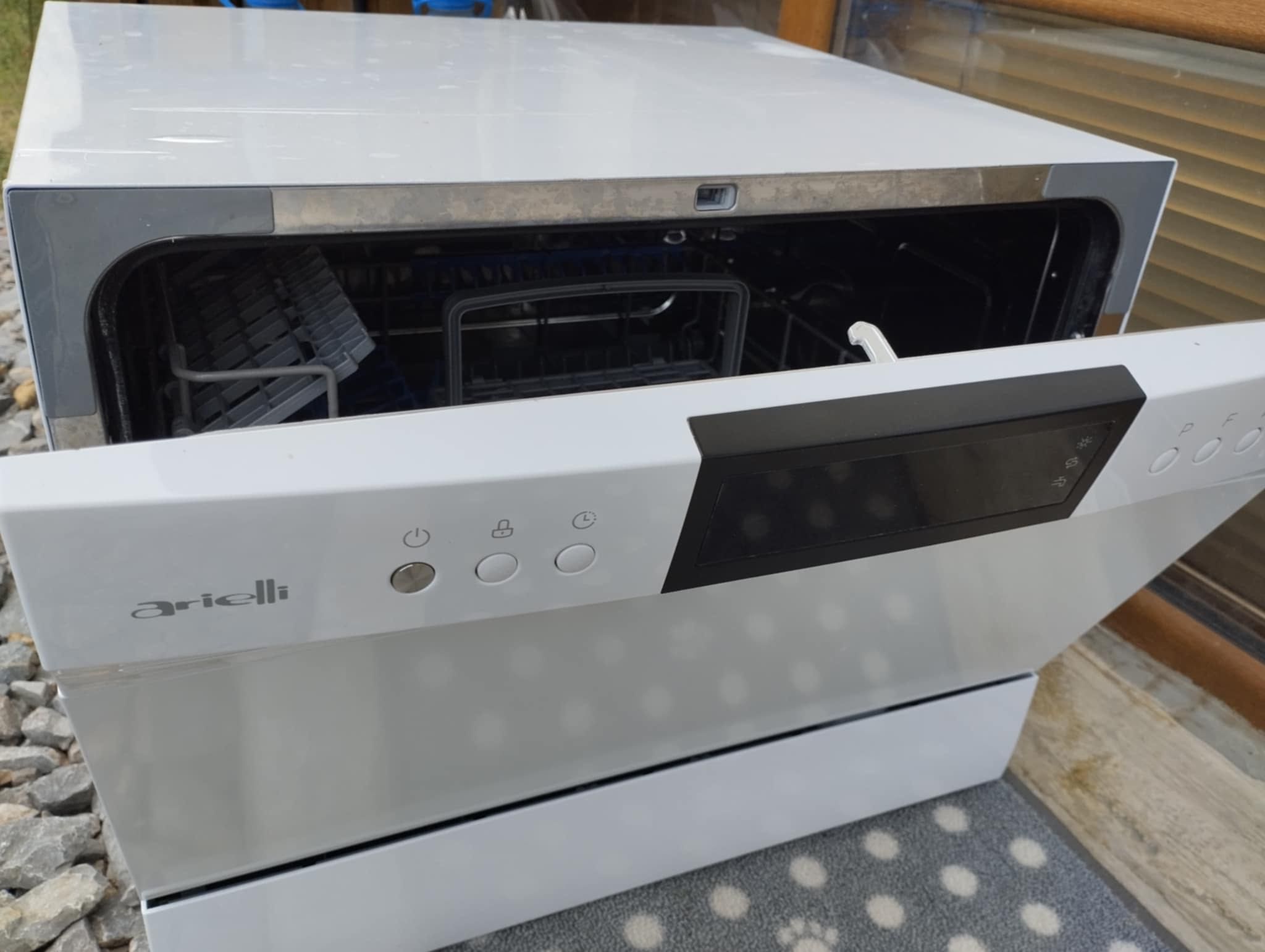 Съдомиялна машина компактна Arielli ADW6-3602HN White
