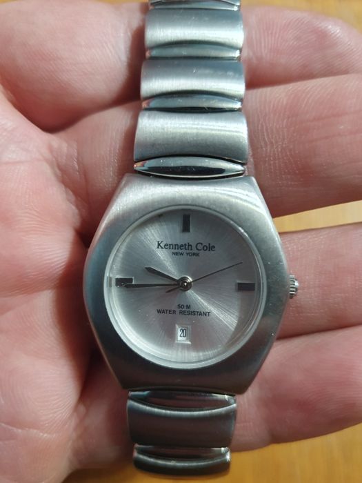 Ceas Kenneth Cole Watch Women Dama Femei Silver cu afisaj Data, Timp