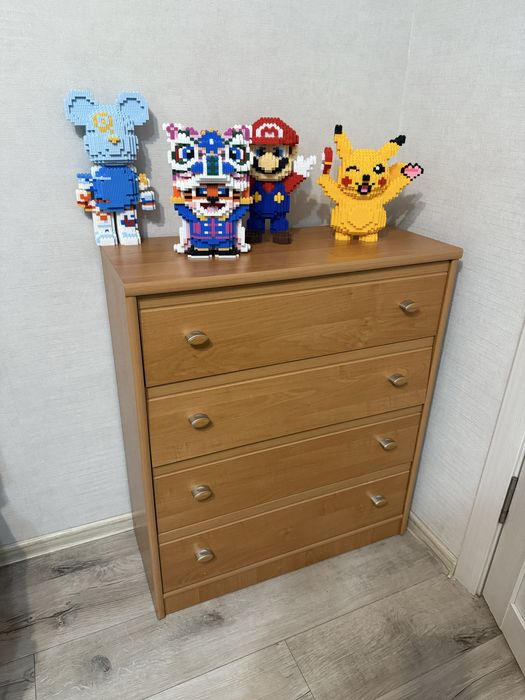 Комод узкий для вещей