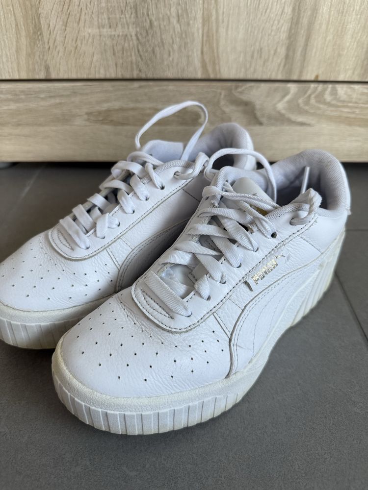 Бели дамски кецове Puma (номер 36) – отлично състояние
