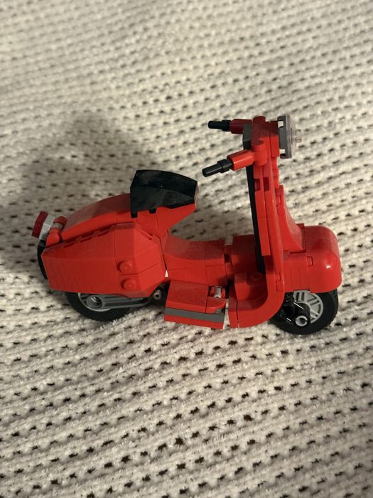 Vespa Lego Creators Ideas