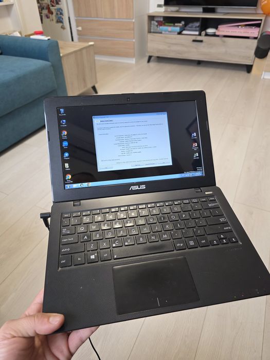 Mini laptop Asus
