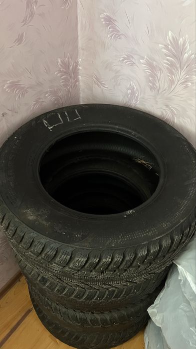 Marshal I'Zen RV Stud KC16 265/65 R17 116