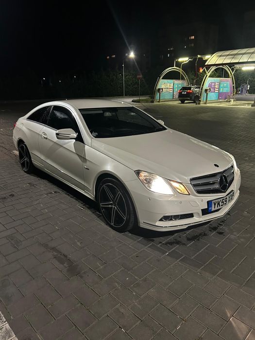 Dezmembrari Mercedes w207