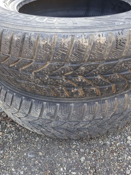 2 cauciucuri iarnă 155/80 R13- VREDESTEIN