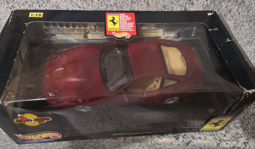 Колекционерски модел Ferrari 550 maranello 1:18