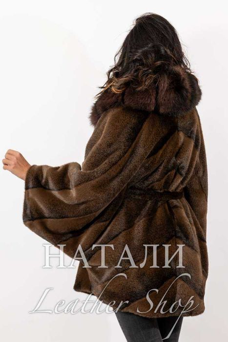 Дамски ексклузивен кожух от Алпака Шарлот