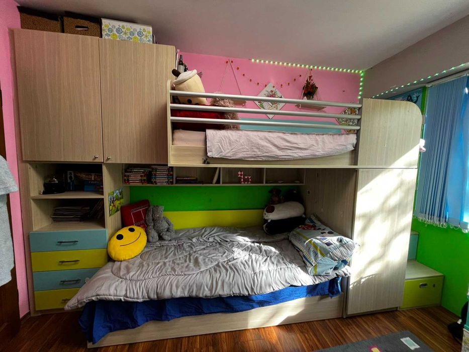 Двуетажно детско легло