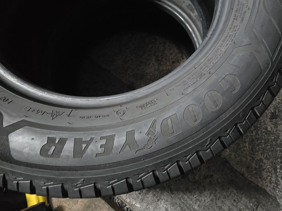 Goodyear 215/65 R16 C 109/107T MS all season