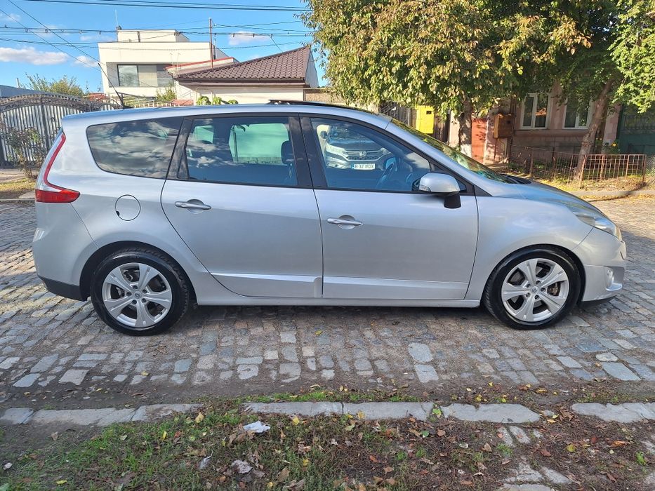 Renault Grand Scenic