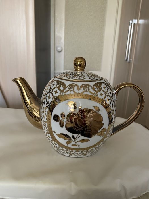 .Чайник 1 л., чашки на добор