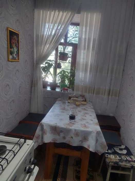 Сергели 1 комнатная 35м2 37.000у.е