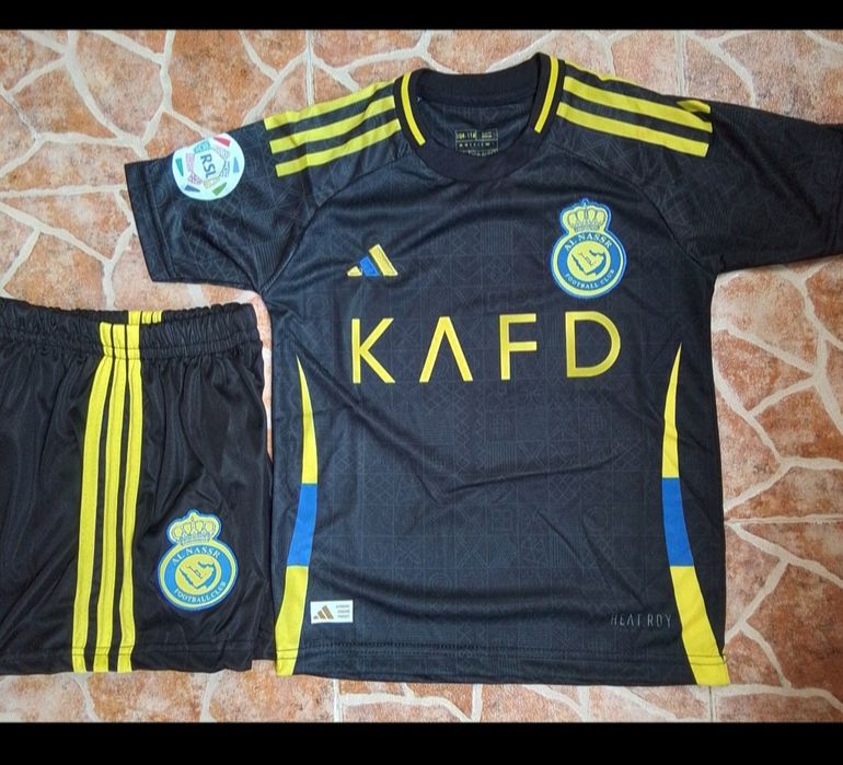 CR7 детско юношески футболни екипи Ал Насър НОВО сезон 2025-26 година