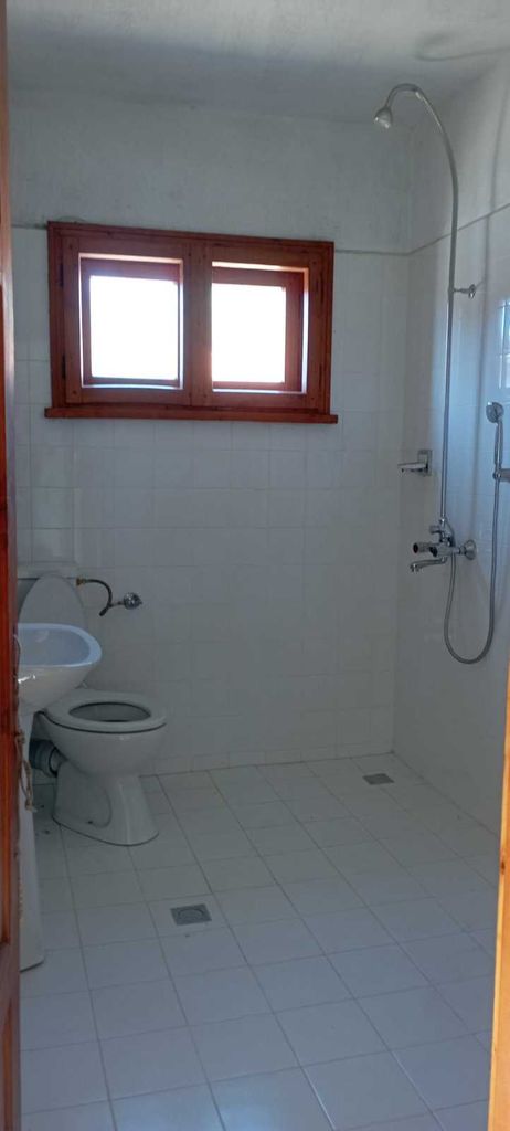 Продава се Къща в с. Енина, Област Стара Загора - 340 кв.м за 589 €/кв.м - Снимка #9