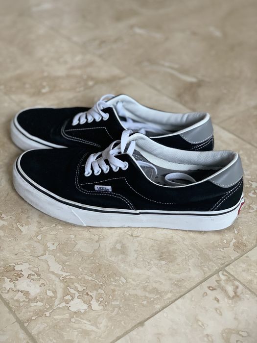 Adidasi Vans, marimea 42,5 stare forte buna, ca noi.