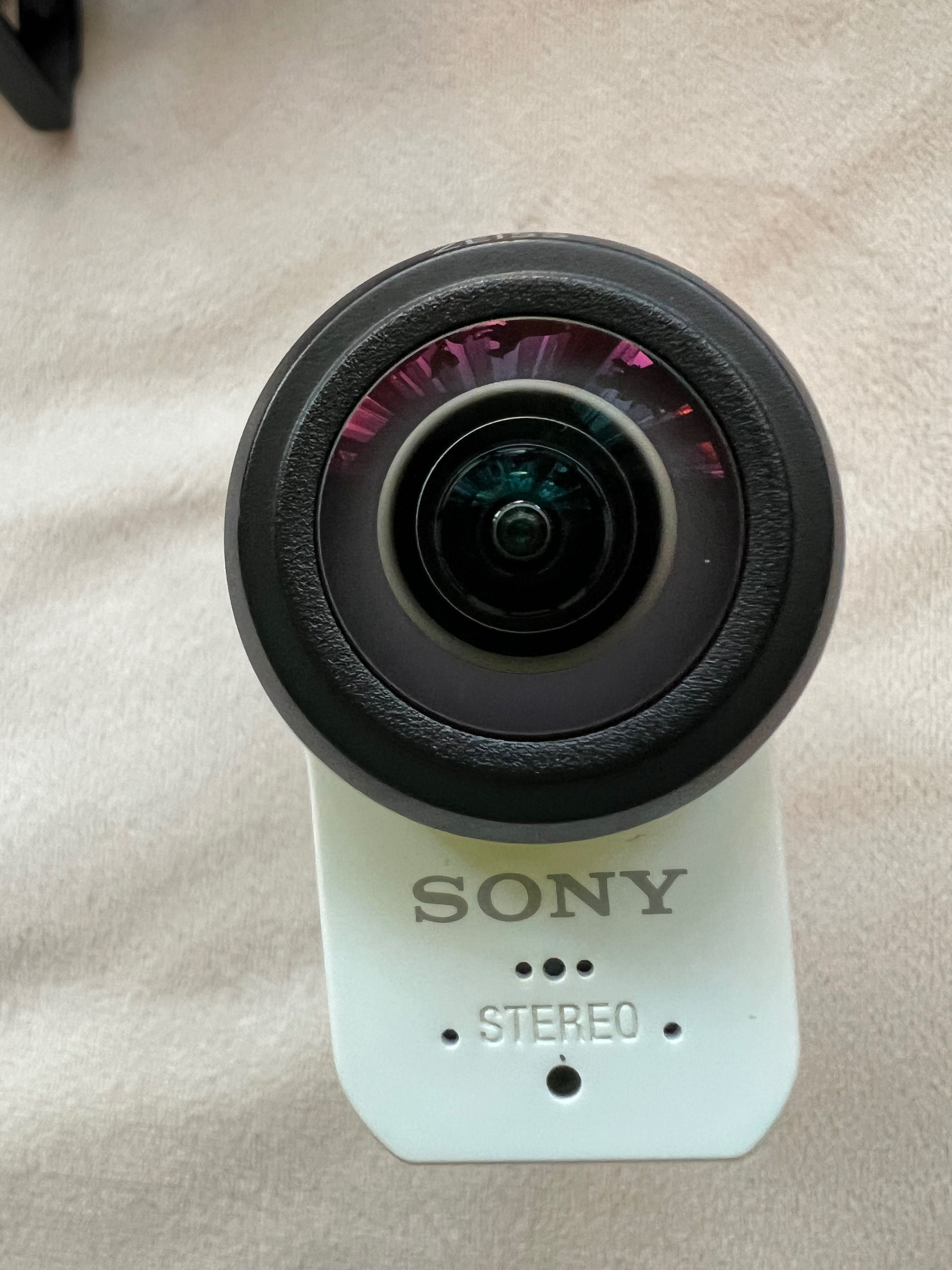 Action Камера Sony HDR-AS300 Action Cam с набором креплений