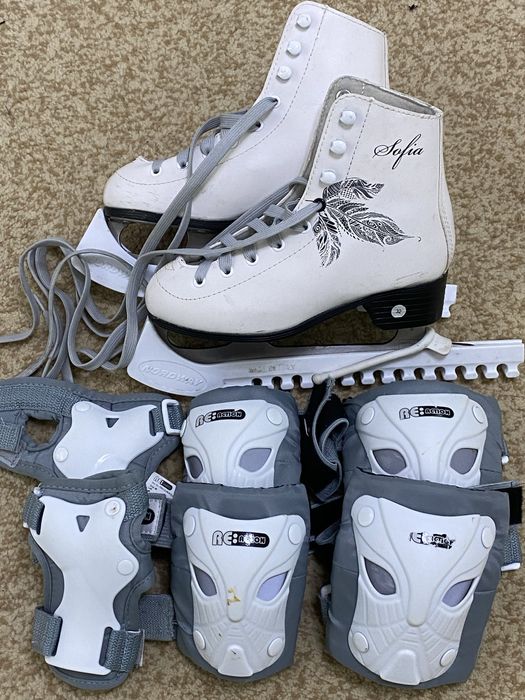 Коньки фигурные женские