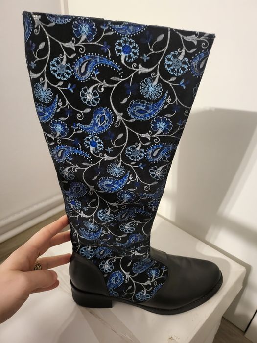 Cizme model deosebit