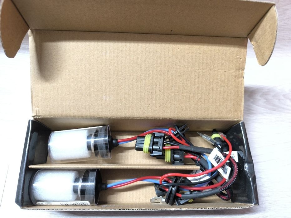 Becuri Xenon H7 4300k